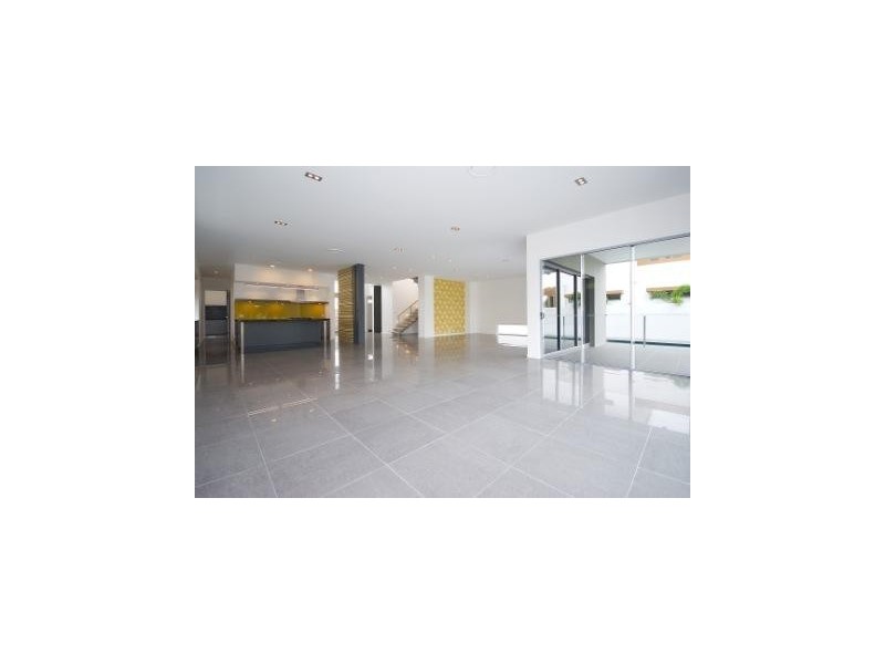 Lot 5 The Boulevard, Benowa QLD 4217