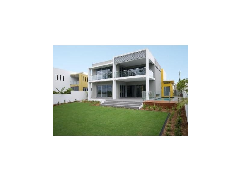 Lot 5 The Boulevard, Benowa QLD 4217