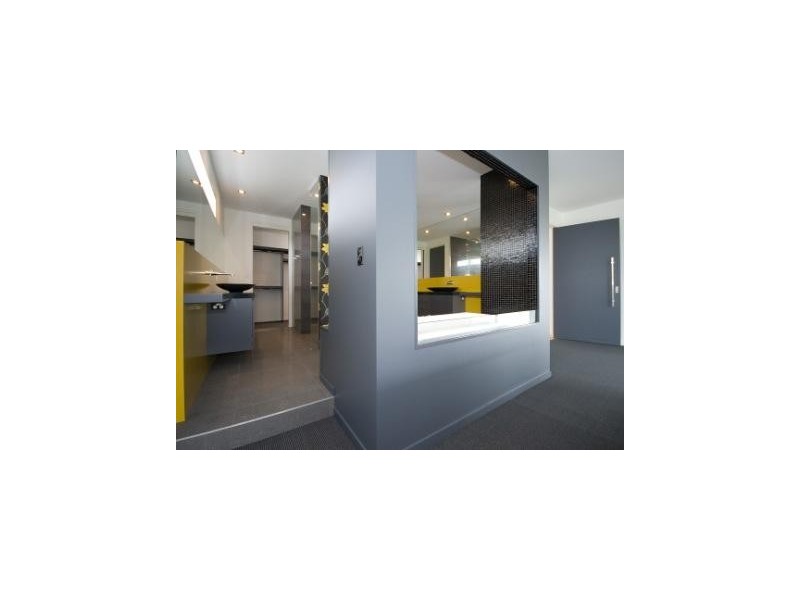 Lot 5 The Boulevard, Benowa QLD 4217