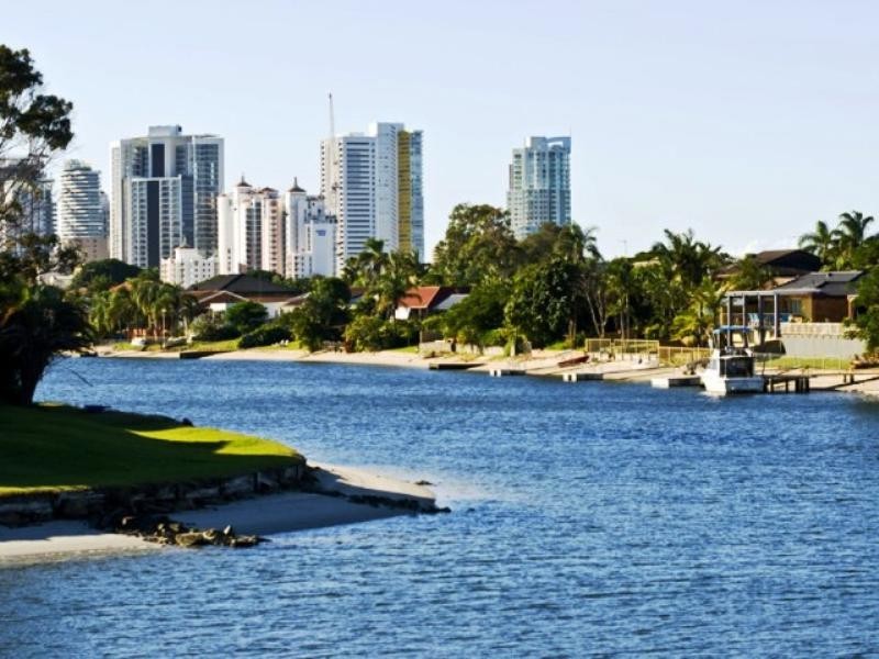 45 Markeri Street, Mermaid Waters QLD 4218