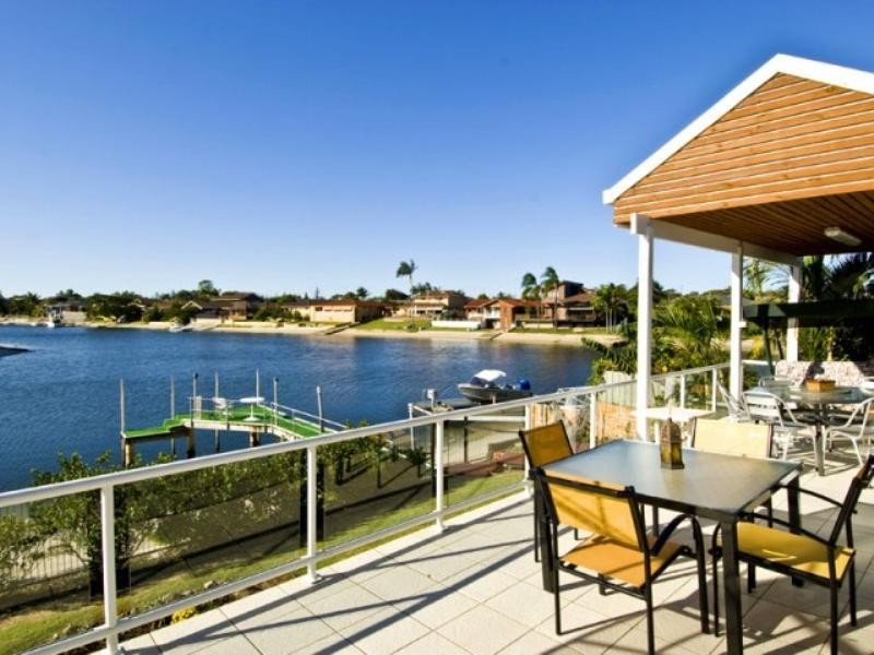 45 Markeri Street, Mermaid Waters QLD 4218