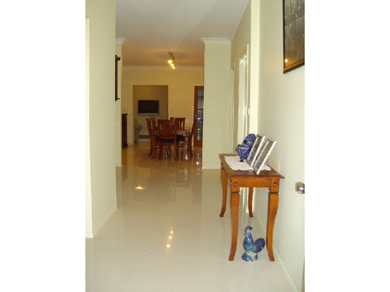 Varsity Lakes QLD 4227