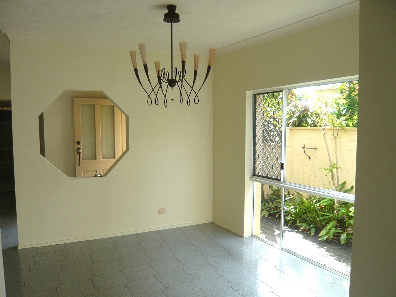 41 Sunrise Boulevard, Surfers Paradise QLD 4217