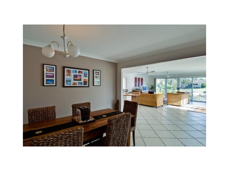 Broadbeach Waters QLD 4218