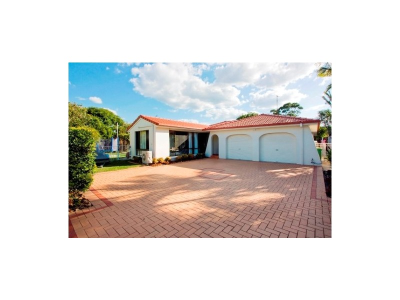 Broadbeach Waters QLD 4218