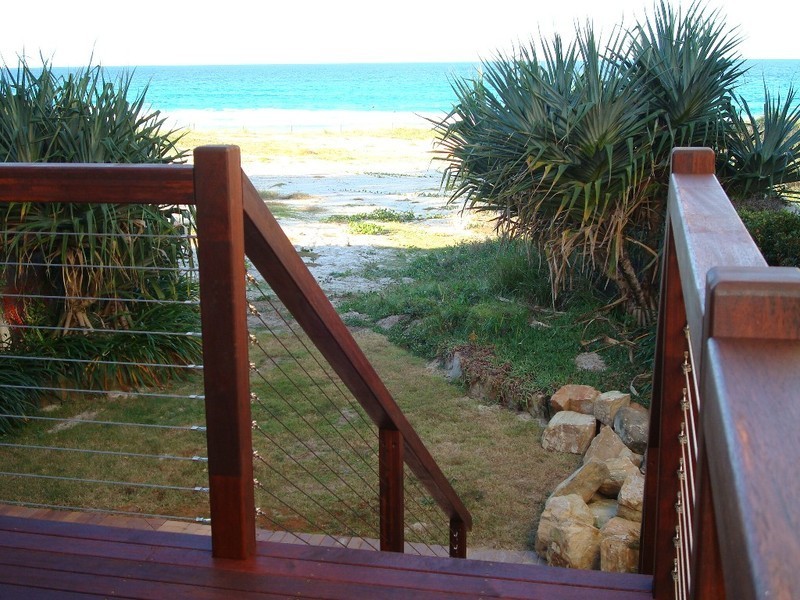 237 Hedges Avenue, Mermaid Beach QLD 4218