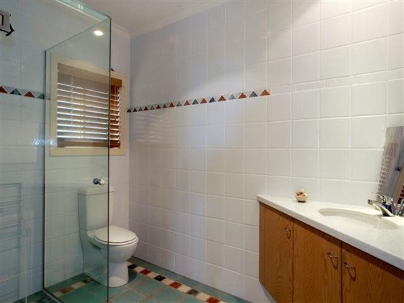 237 Hedges Avenue, Mermaid Beach QLD 4218