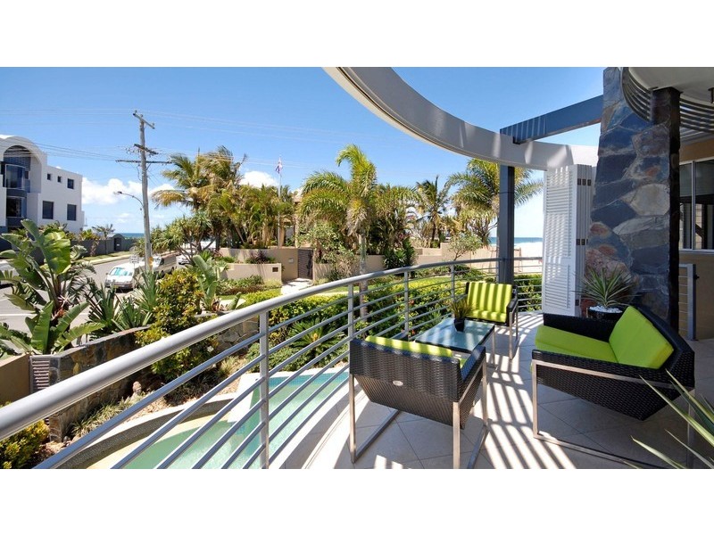 36 Hedges Avenue, Mermaid Beach QLD 4218