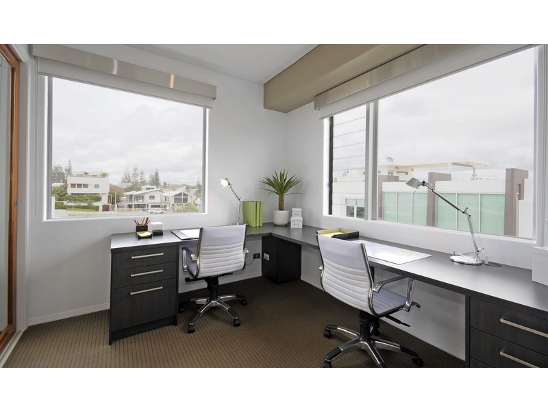 36 Hedges Avenue, Mermaid Beach QLD 4218