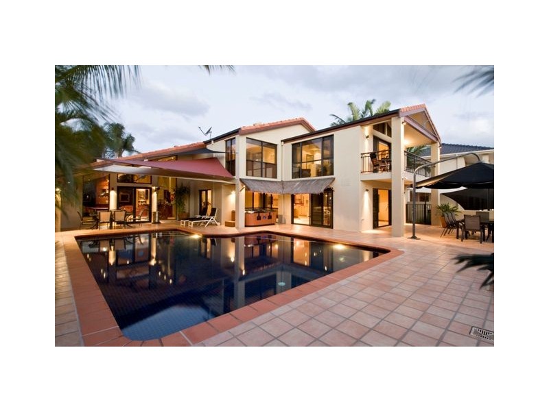 34 Norseman Court, Main Beach QLD 4217