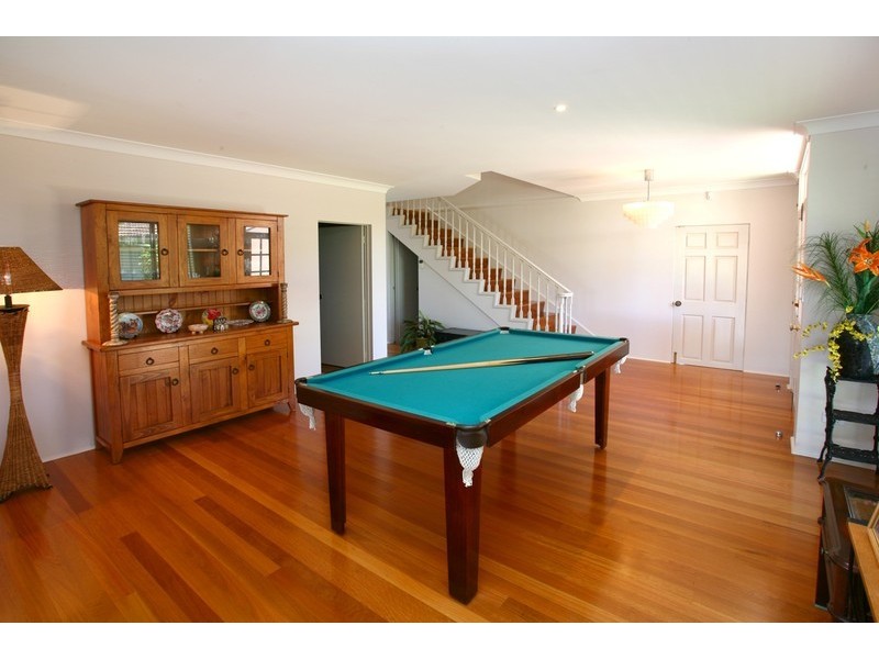 66 Boomerang Crescent, Sorrento QLD 4217