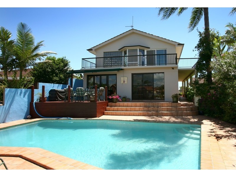 66 Boomerang Crescent, Sorrento QLD 4217