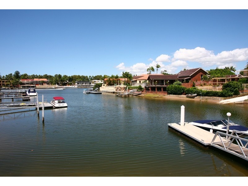 66 Boomerang Crescent, Sorrento QLD 4217