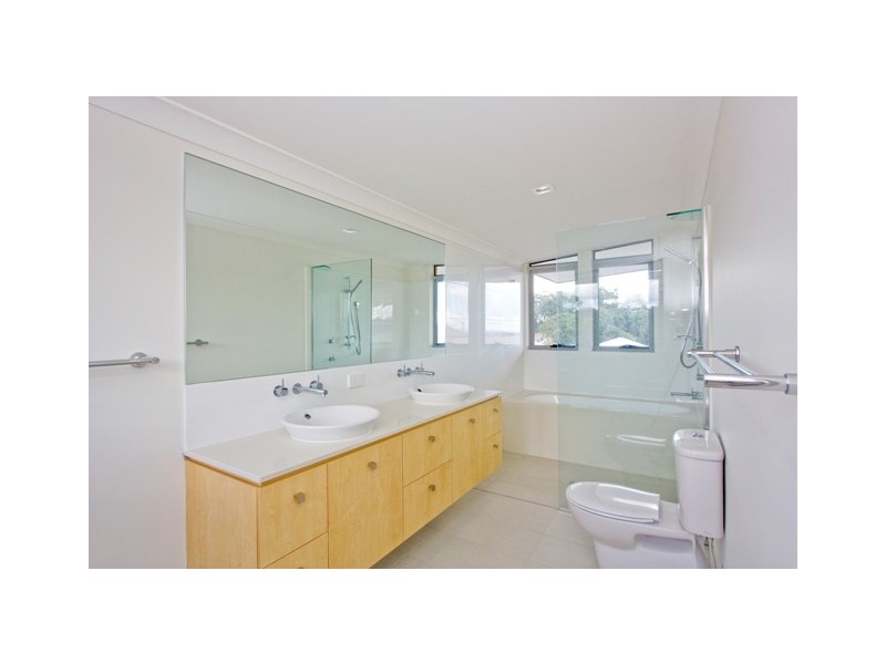 37 Worchester Terrace, Reedy Creek QLD 4227