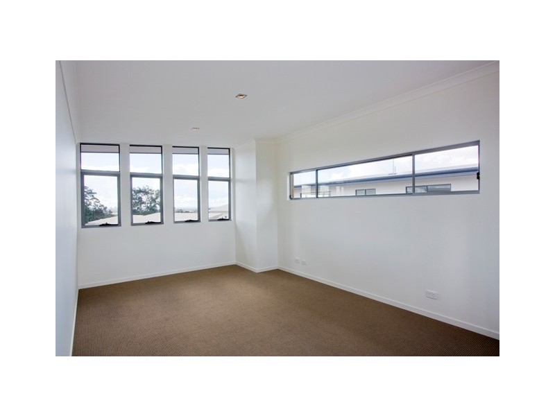 37 Worchester Terrace, Reedy Creek QLD 4227