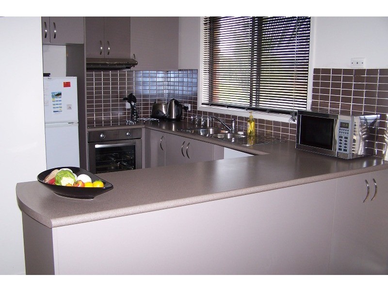 90 Albatross Avenue, Mermaid Beach QLD 4218