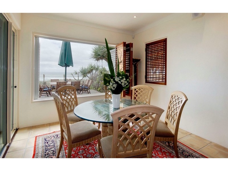 17 Hedges Avenue, Mermaid Beach QLD 4218