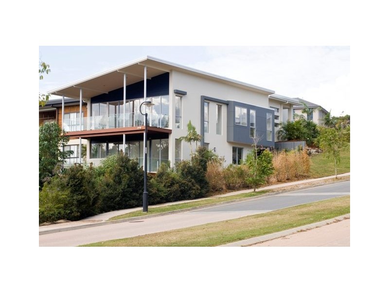 2 Lyra Court “The Gallery”, Robina QLD 4226
