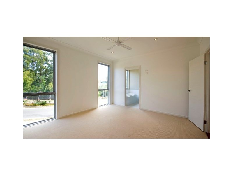 2 Lyra Court “The Gallery”, Robina QLD 4226