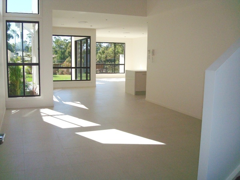 7023B Circa Street, Benowa QLD 4217