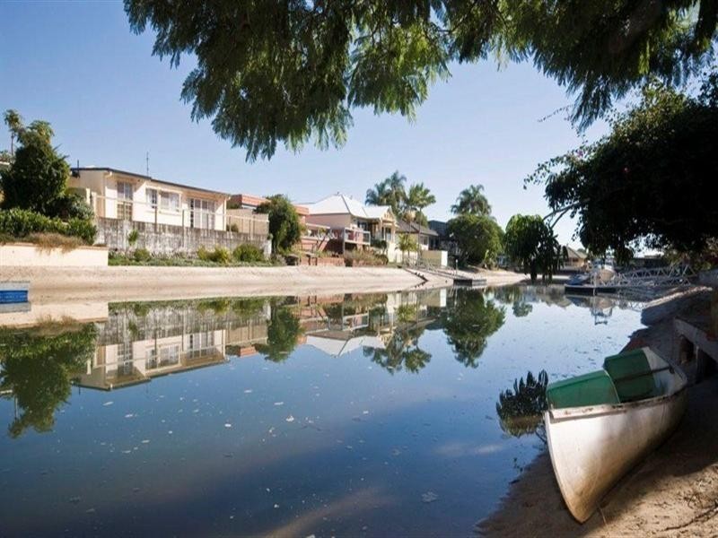1 Coral Gables Key, Broadbeach Waters QLD 4218