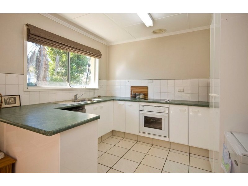 1 Coral Gables Key, Broadbeach Waters QLD 4218