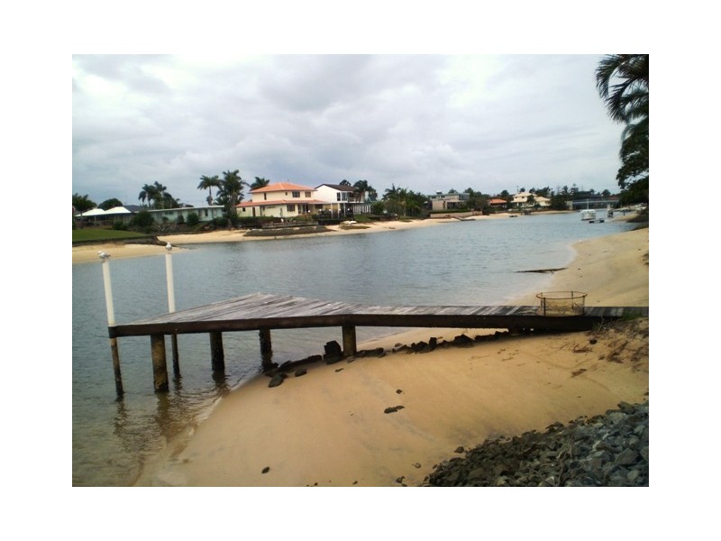 Broadbeach Waters QLD 4218