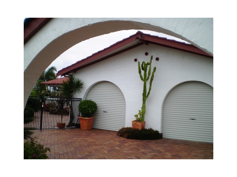 Broadbeach Waters QLD 4218