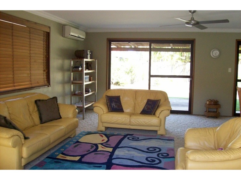 81 Cypress Drive, Broadbeach Waters QLD 4218