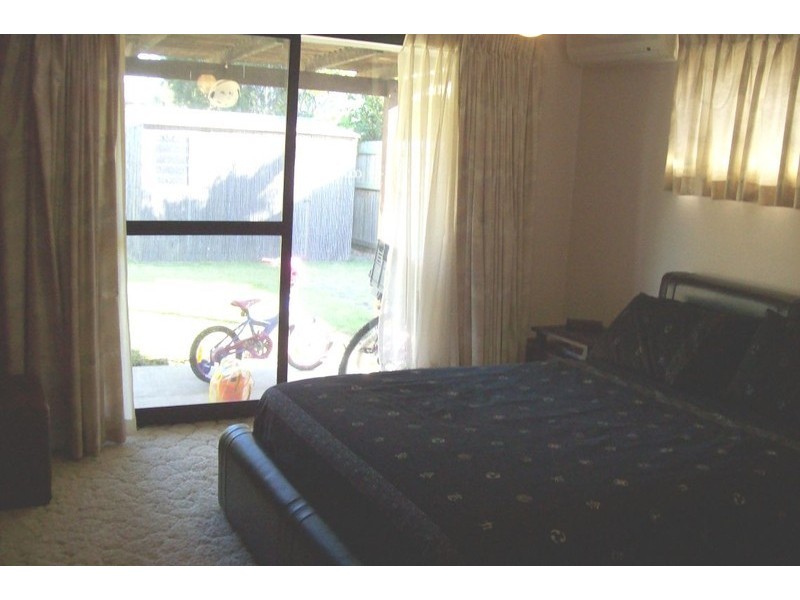 81 Cypress Drive, Broadbeach Waters QLD 4218