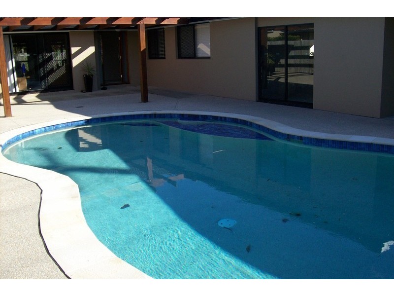 81 Cypress Drive, Broadbeach Waters QLD 4218