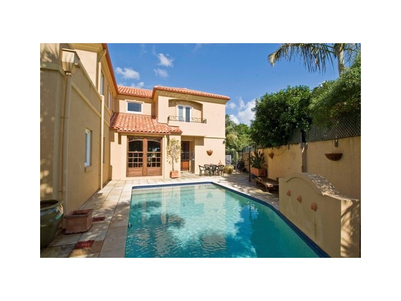 105 Newport Drive, Robina QLD 4226