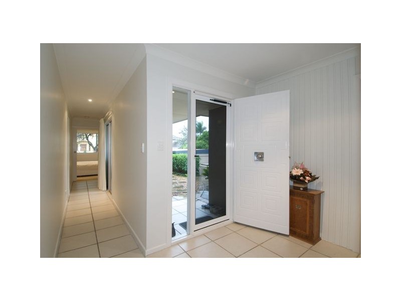 38 The Corso, Isle Of Capri QLD 4217