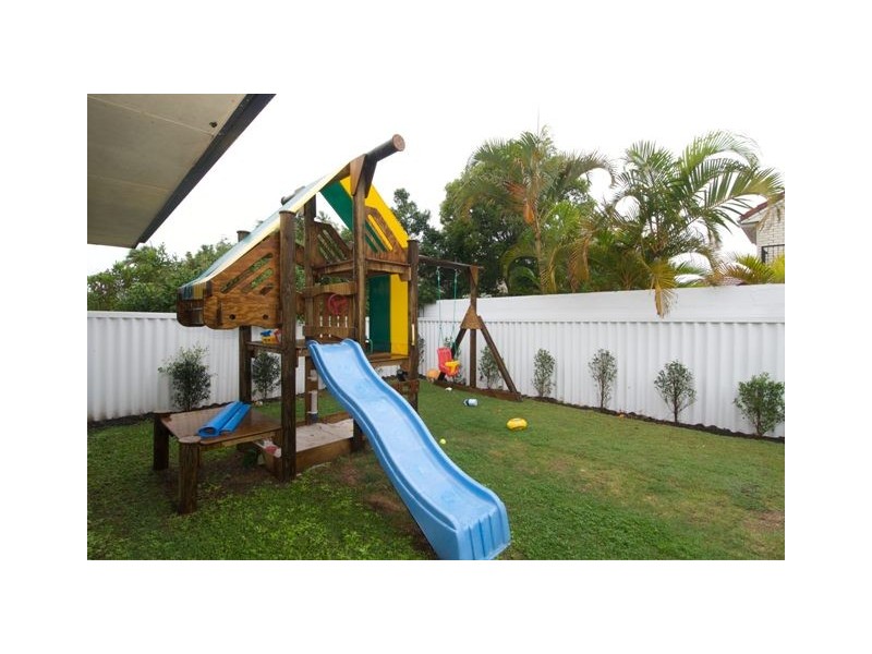 38 The Corso, Isle Of Capri QLD 4217