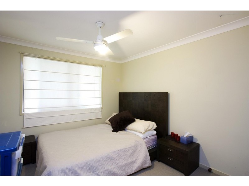 233 Sunshine Boulevard, Mermaid Waters QLD 4218