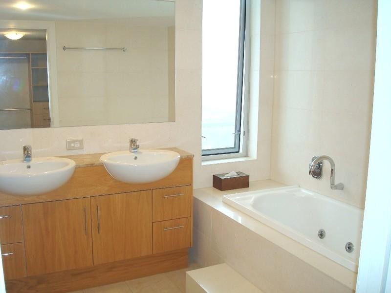 67/2894 Gold Coast Highway, Surfers Paradise QLD 4217