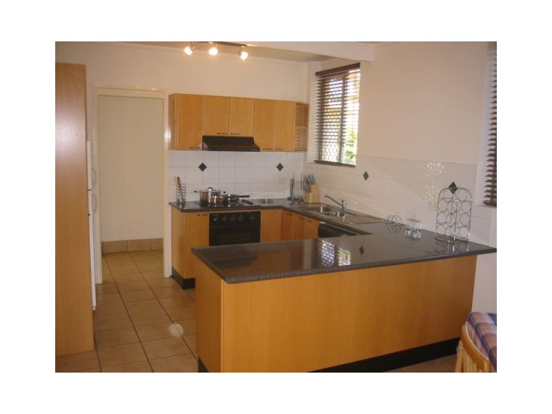 76 Savoy Drive, Broadbeach Waters QLD 4218