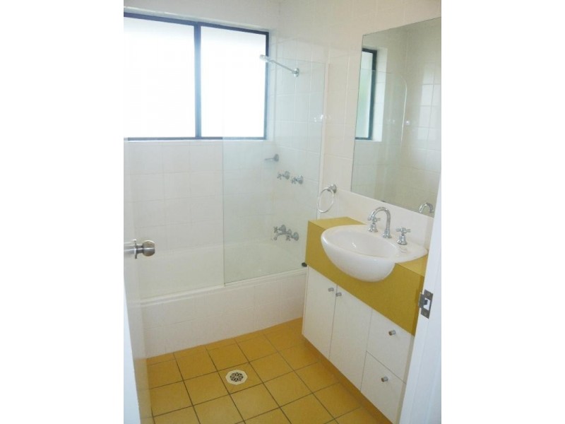 9/123 Seagull Avenue, Mermaid Beach QLD 4218