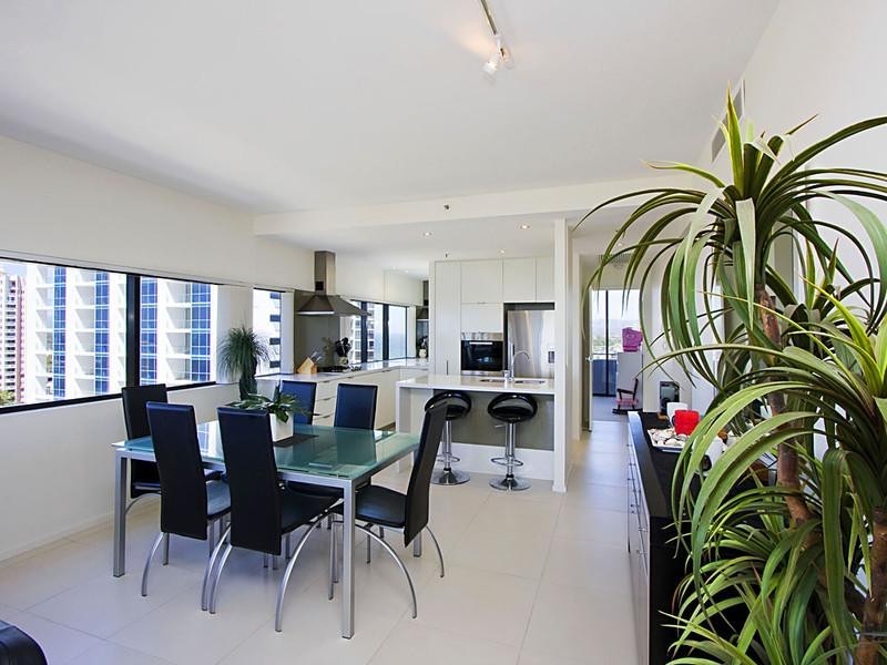 Broadbeach QLD 4218