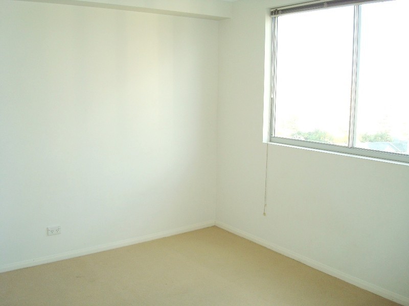 48/2894 Gold Coast Highway, Surfers Paradise QLD 4217