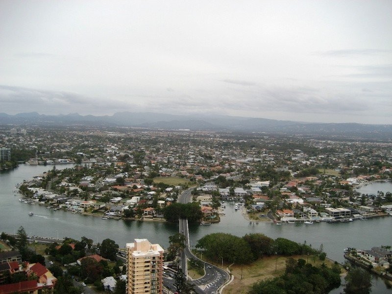 9 Hamilton Avenue, Surfers Paradise QLD 4217