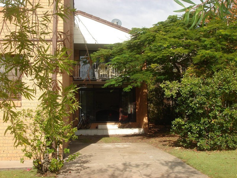 3/50 Oceanic Drive, Mermaid Waters QLD 4218