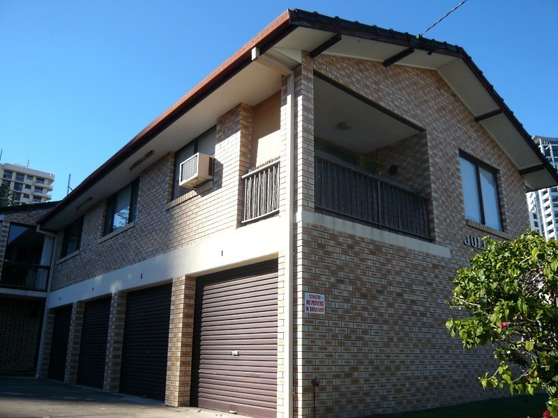 1/11 Jubilee Avenue, Broadbeach QLD 4218