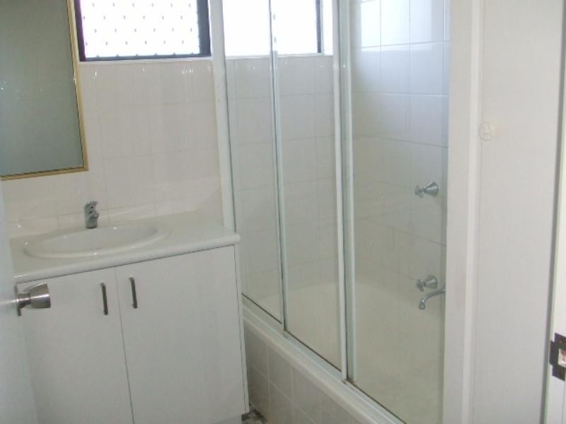 16B Crimson Court, Miami QLD 4220