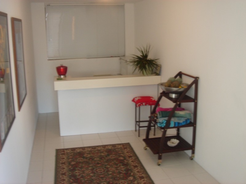 10 Pensacola Court, Broadbeach Waters QLD 4218