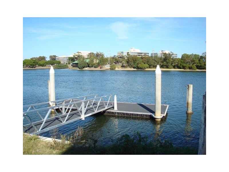 Chevron Island QLD 4217