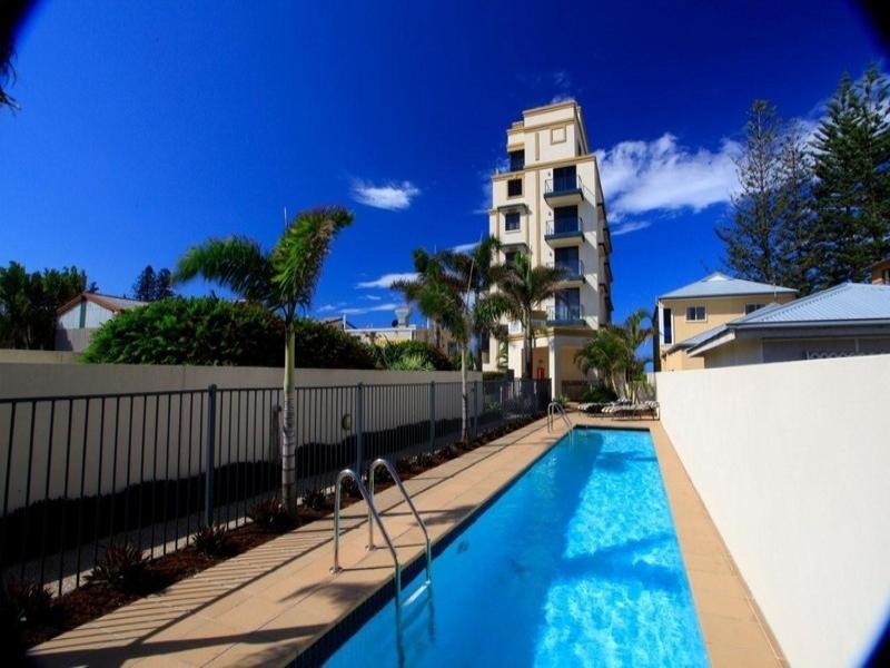 1 ‘Shoreline on the Beach’, 1285 Gold Coast Highway, Palm Beach QLD 4221
