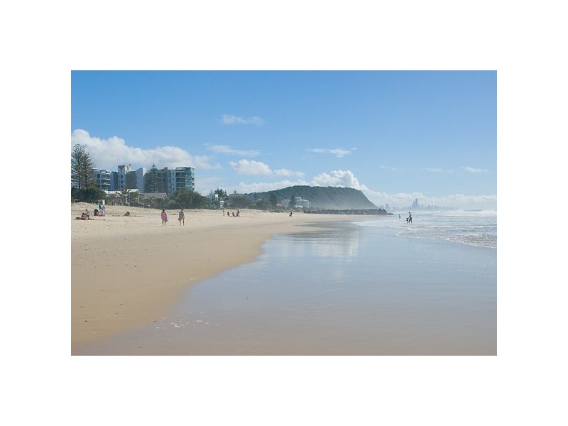 1 ‘Shoreline on the Beach’, 1285 Gold Coast Highway, Palm Beach QLD 4221