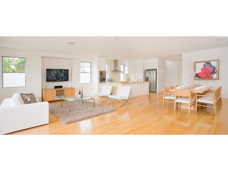 25 Alfred Street, Mermaid Beach QLD 4218