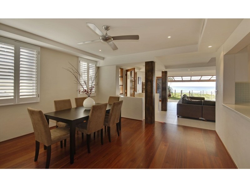 1/147 Hedges Avenue, Mermaid Beach QLD 4218